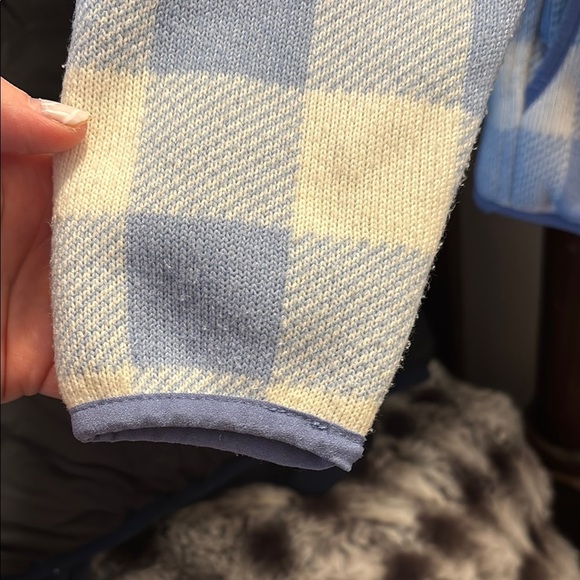 L.L. Bean Blue and White Zip Up Sweater with Classic Checkered Design - Picture 5 of 5